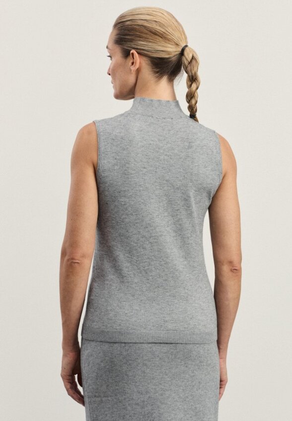 Водолазка Zarina