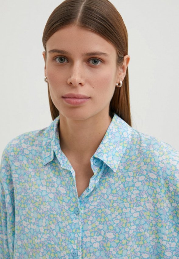 Блуза Finn Flare