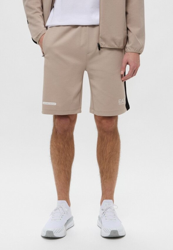 Шорты спортивные EA7