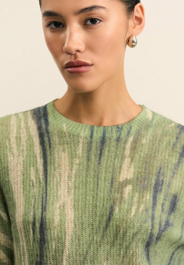 Джемпер Zarina