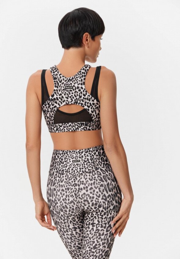 Топ спортивный Neverlate