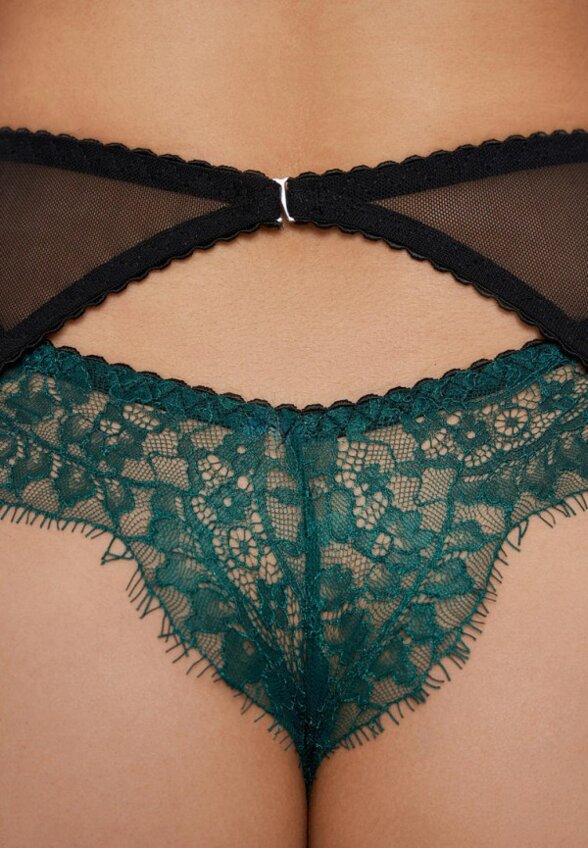 Бюстгальтер, пояс и трусы Amazonka Underwear