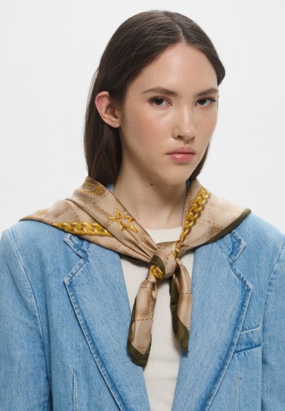 Платок Pollini