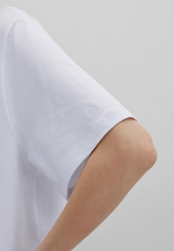 Футболка I Am Studio