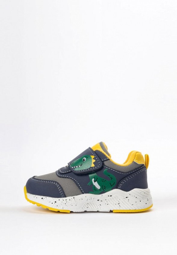 Кроссовки Tikkago