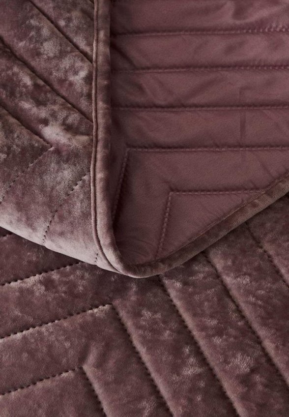 Комплект с покрывалом Sofi De Marko