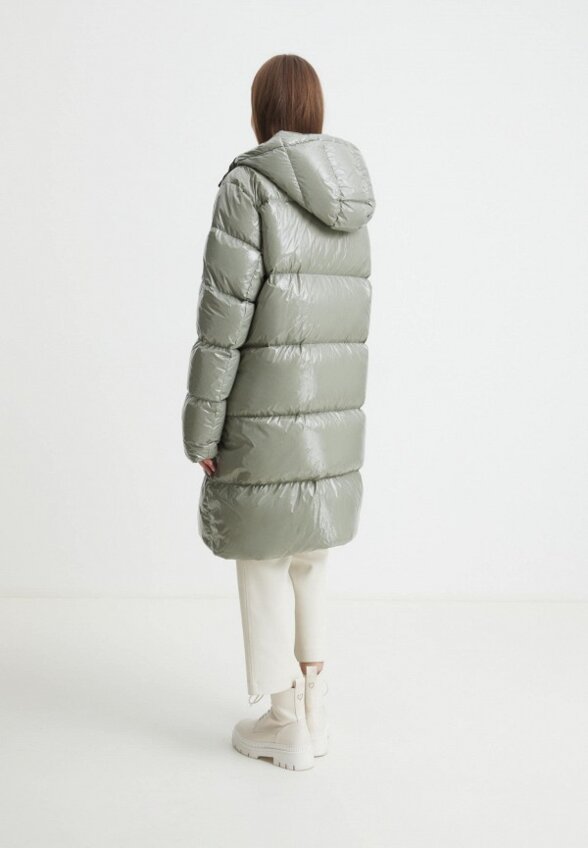 Пуховик Maison David