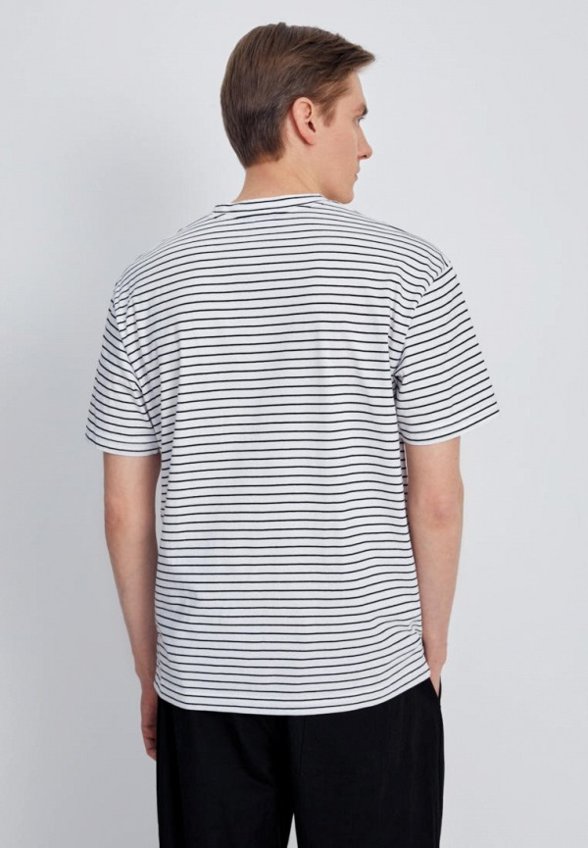 Футболка Finn Flare