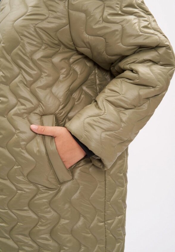 Куртка стеганая Артесса