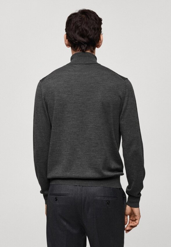 Водолазка Mango Man