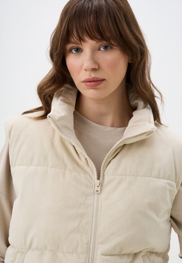 Жилет утепленный Colin's