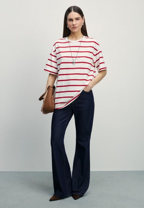 Футболка Zarina