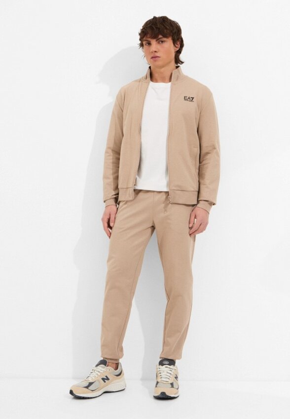 Костюм спортивный EA7