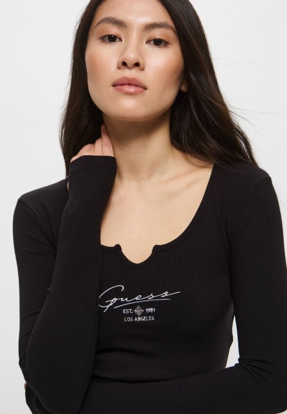 Лонгслив Guess