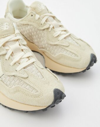 Кроссовки New Balance женщинам