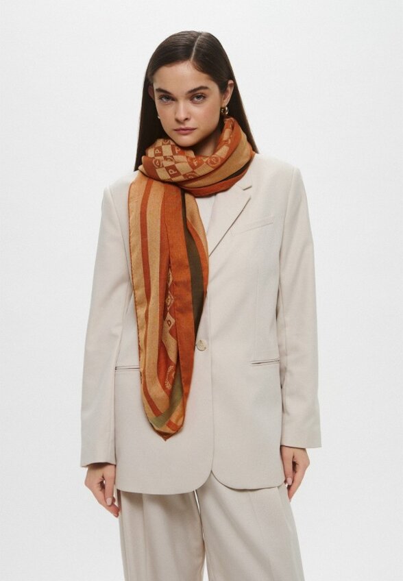 Платок Pollini