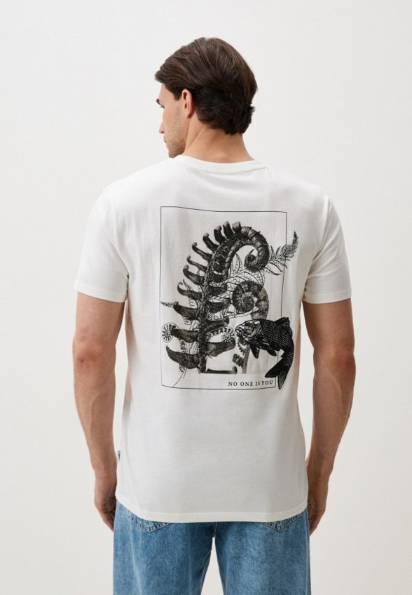 Футболка Colin's