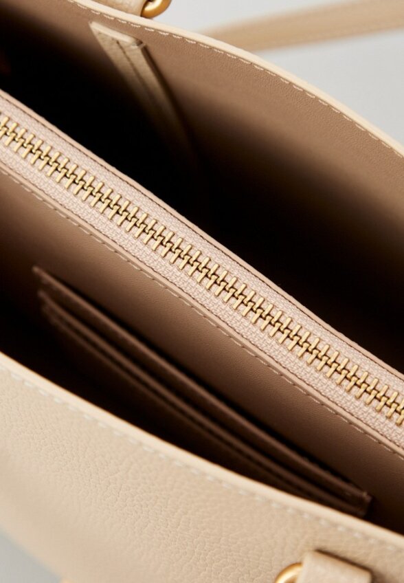 Сумка и брелок Pinko