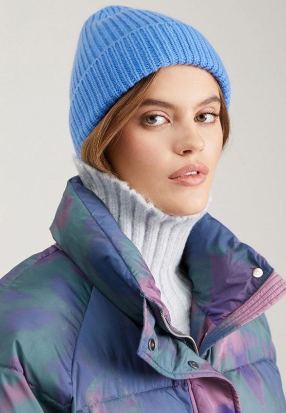 Шапка To Be Blossom