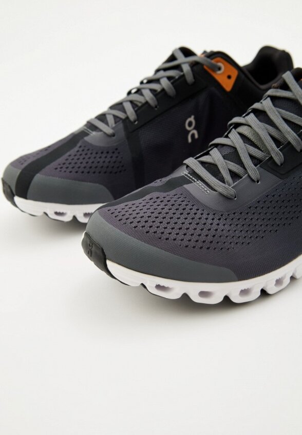 Кроссовки On