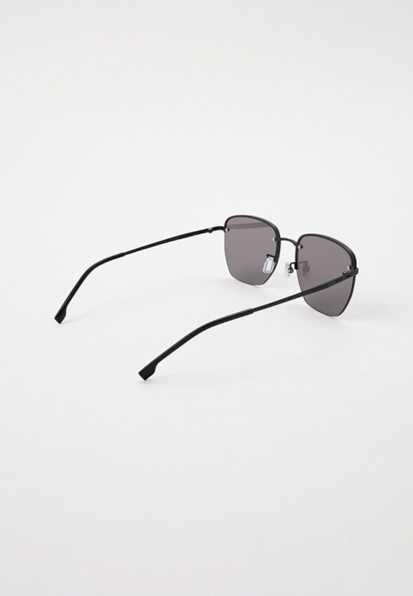 Очки солнцезащитные Boss