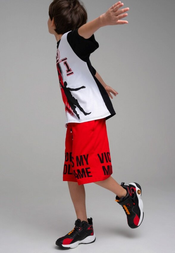 Футболка и шорты PlayToday