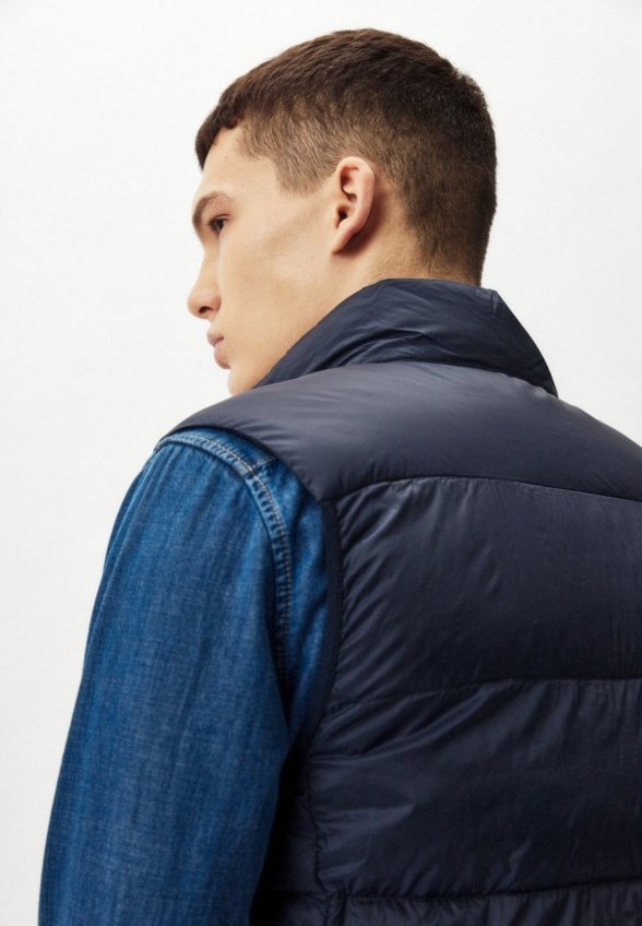 Жилет утепленный Mademan