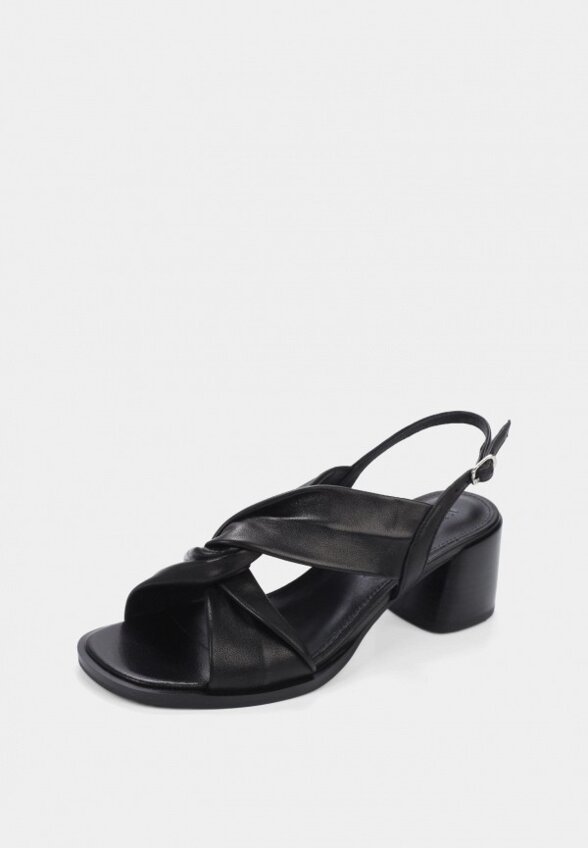 Босоножки Vitacci