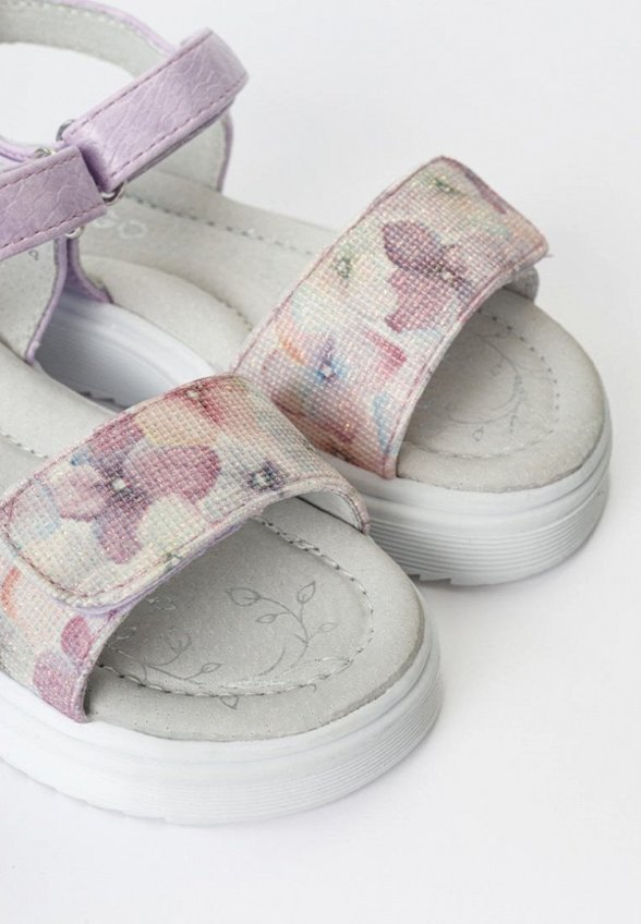 Босоножки Tikkago