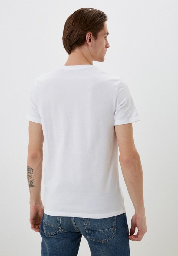 Футболка Colin's