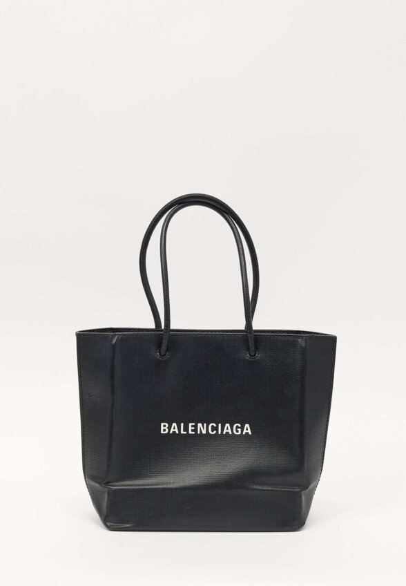 Balenciaga Shopping
