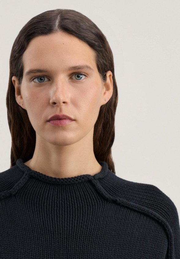 Джемпер Zarina