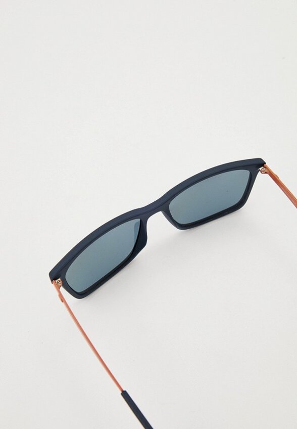 Очки солнцезащитные Armani Exchange