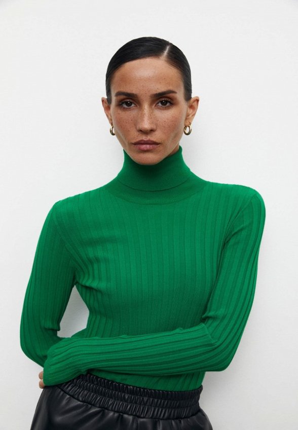 Водолазка Charmstore