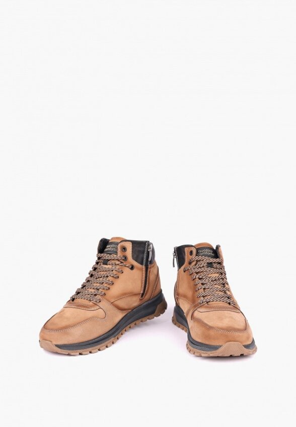 Кроссовки Quattrocomforto