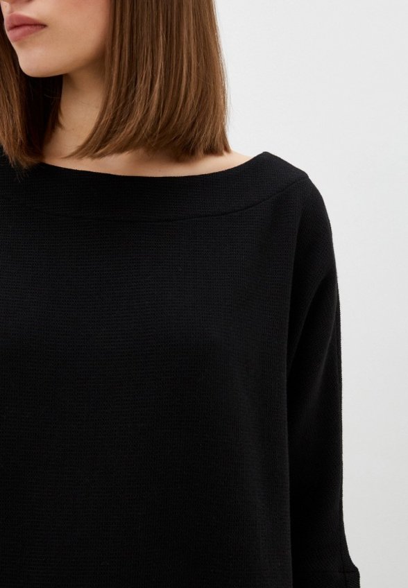 Костюм Voluminous