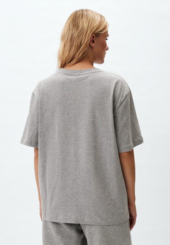 Футболка Guess Jeans