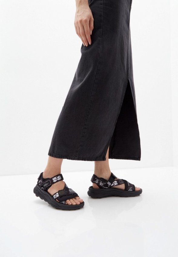 Сандалии Flower Mountain