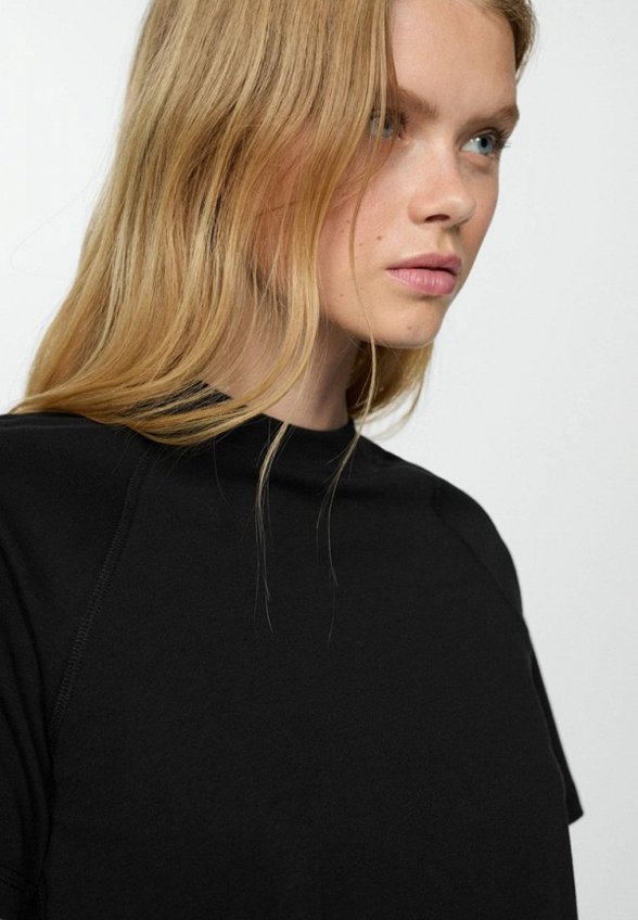 Футболка Mango