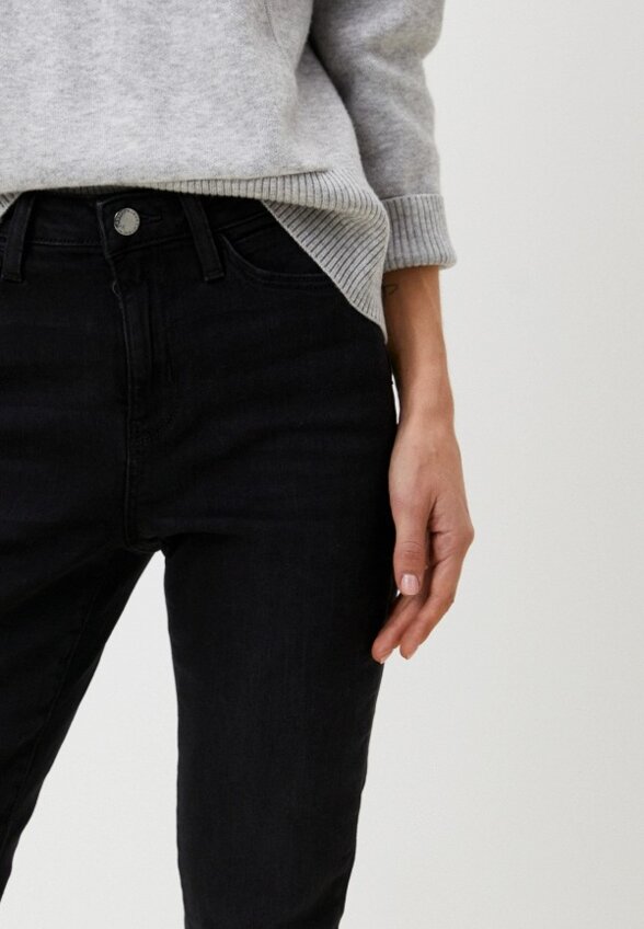 Джинсы Colin's