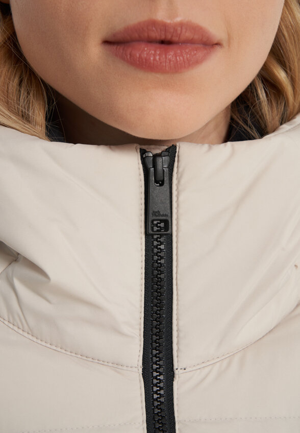Пальто пуховое женское Jack Wolfskin Frozen Palace, Бежевый