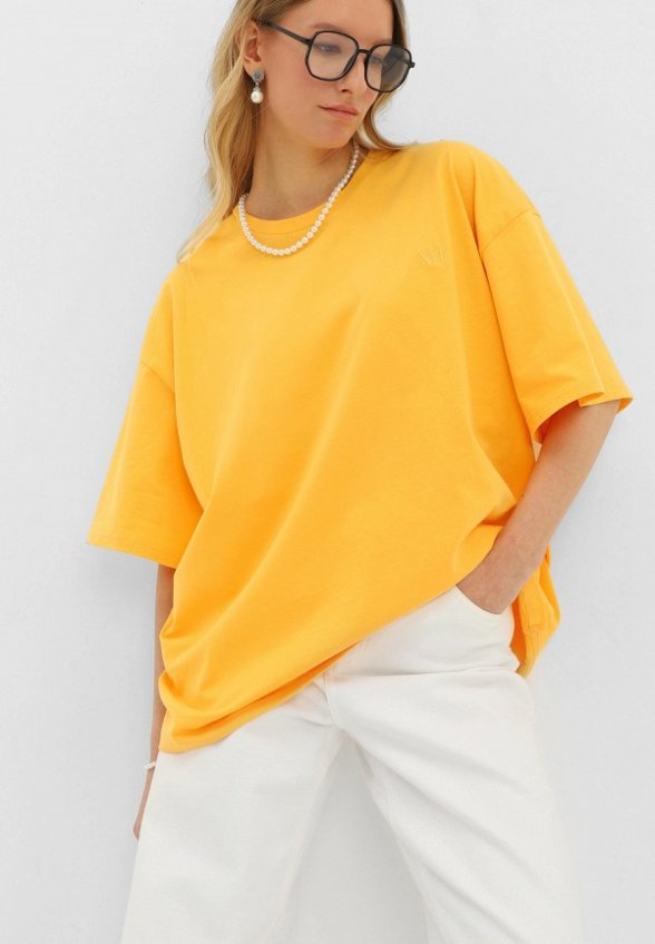 Футболка Nominee