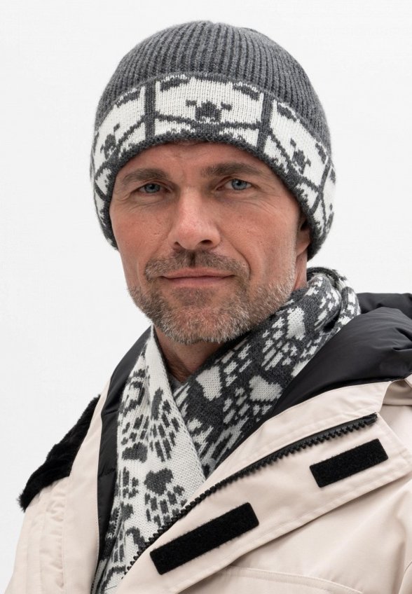 Шапка Великоросс