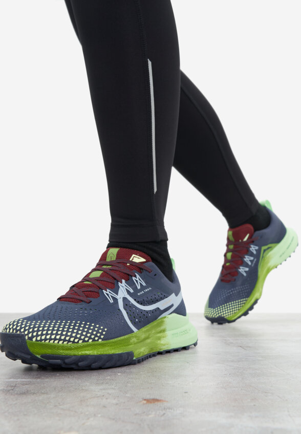 Кроссовки женские Nike Pegasus Trail 4, Синий