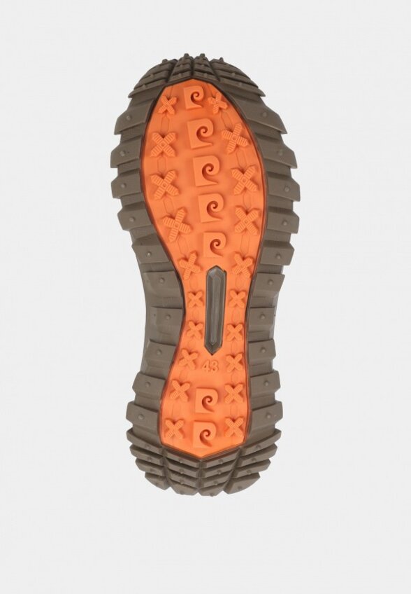 Кроссовки Pierre Cardin