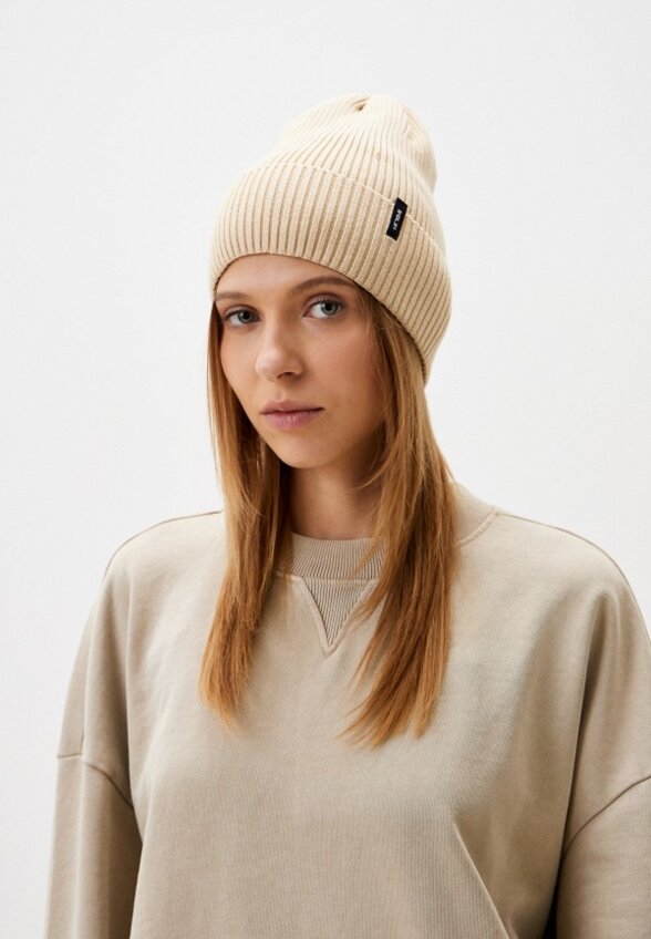 Шапка Emblem
