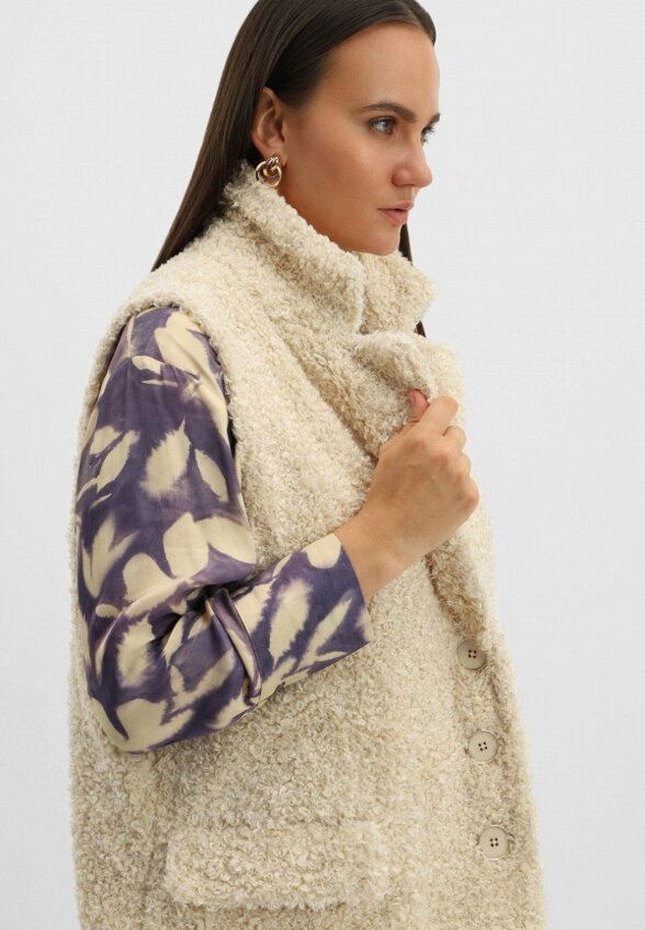 Жилет меховой A la Tete