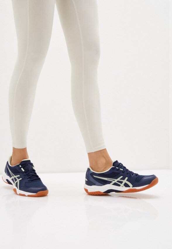 Кроссовки ASICS