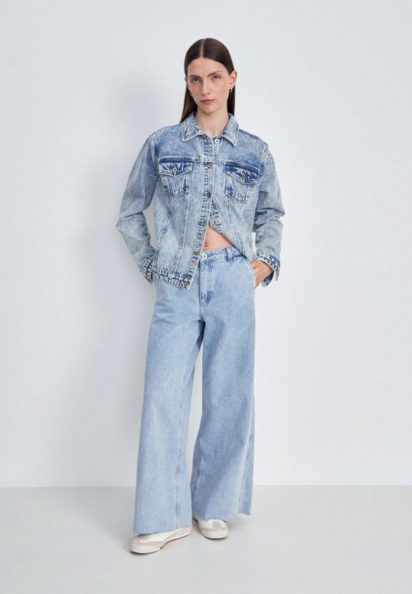 Джинсы Finn Flare