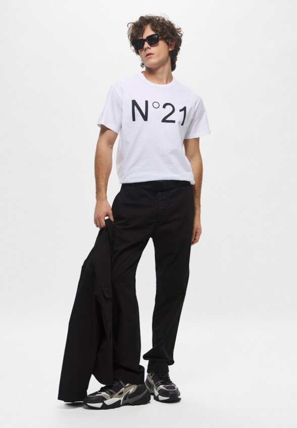 Футболка N21
